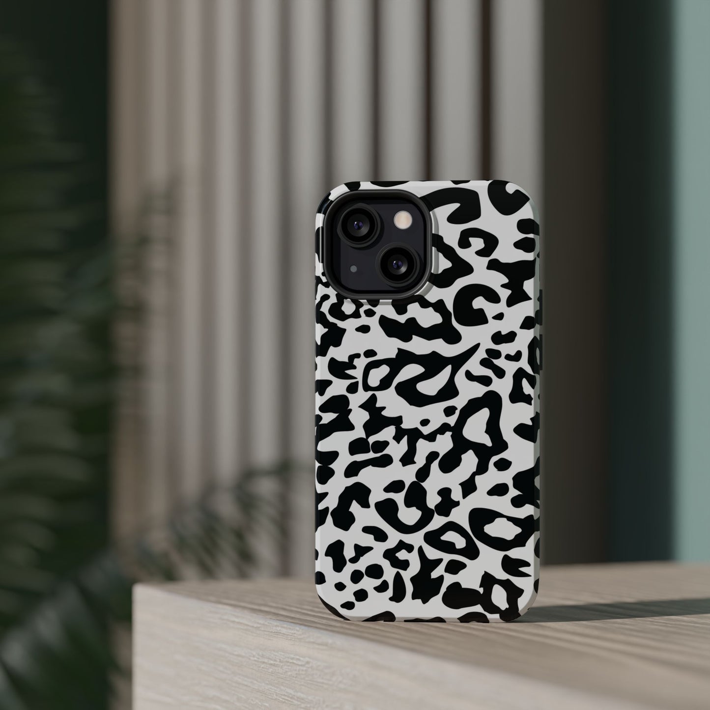Leopard Print Magnetic Impact-Resistant Phone Case