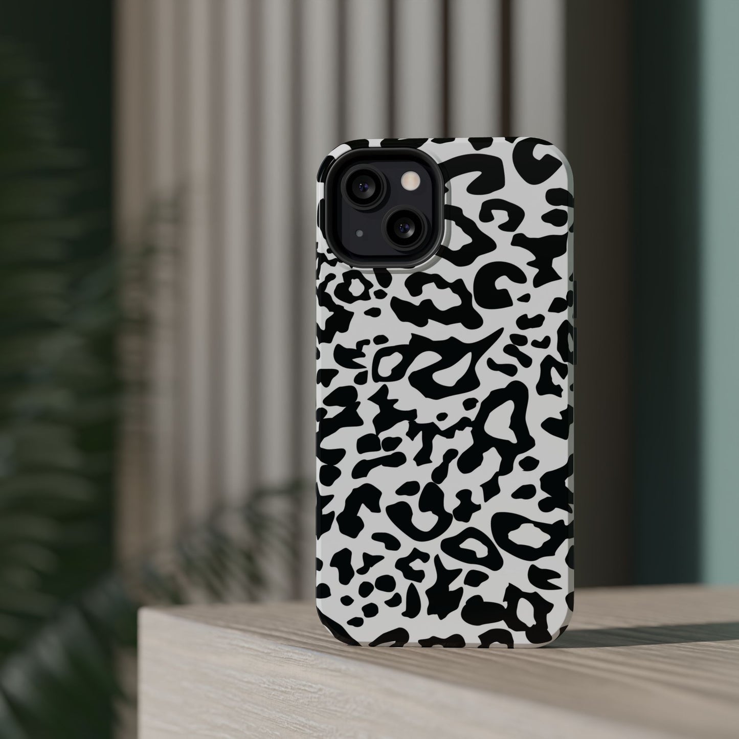 Leopard Print Magnetic Impact-Resistant Phone Case