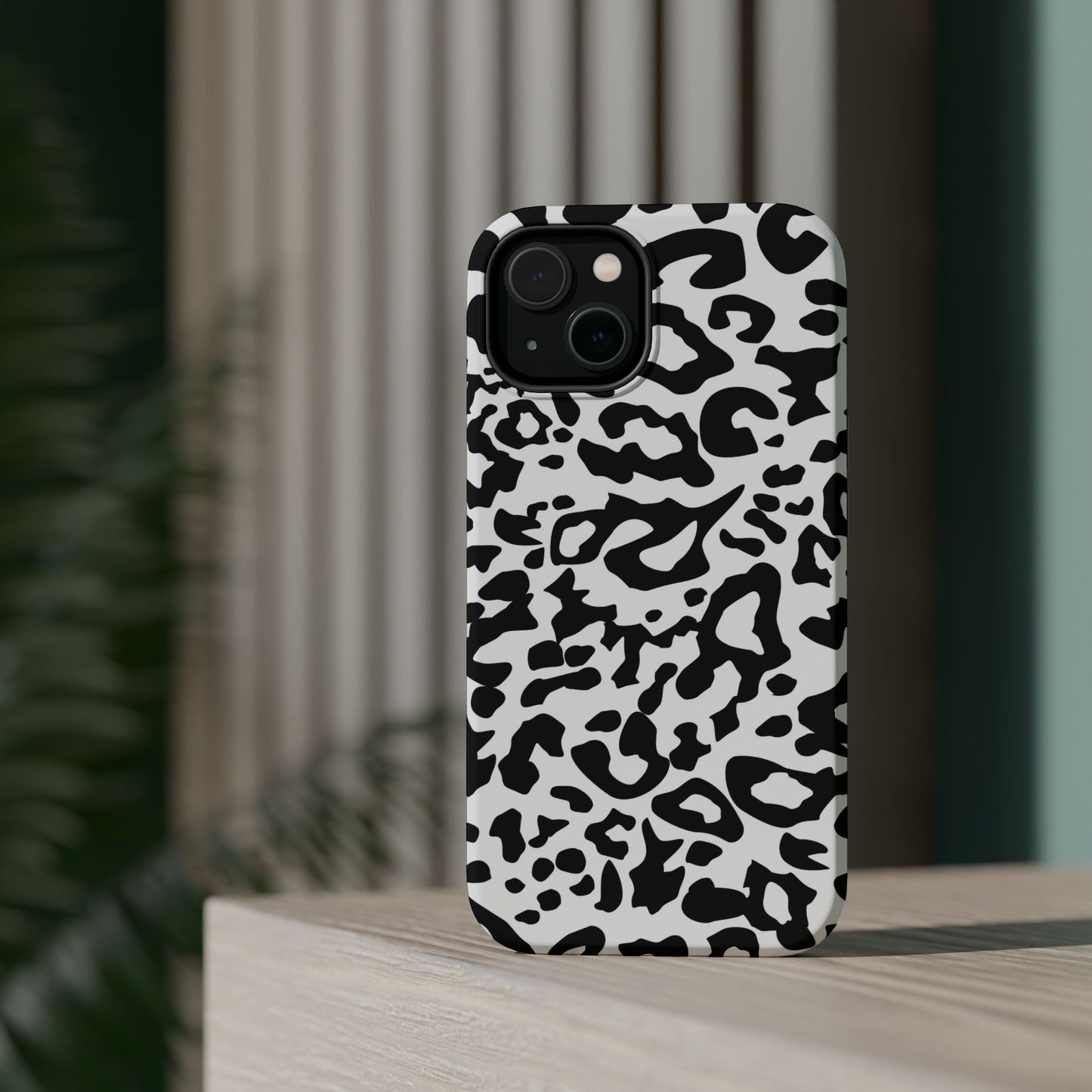 Leopard Print Magnetic Impact-Resistant Phone Case